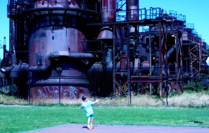 Gas Works: The home of the former Seattle Gas Light Company gasification plant; it was turned into a park in 1975. Instead of tearing down the plant, it remains as an iconic centerpiece – the sole remaining coal gasification plant in the US. Gas Works Park incorporates parts of the old plant: some standing as rusty ruins and a historic reminder; other parts of the plant were reconditioned, painted, and incorporated into a children's "play barn". (Don't worry, it's safe!)