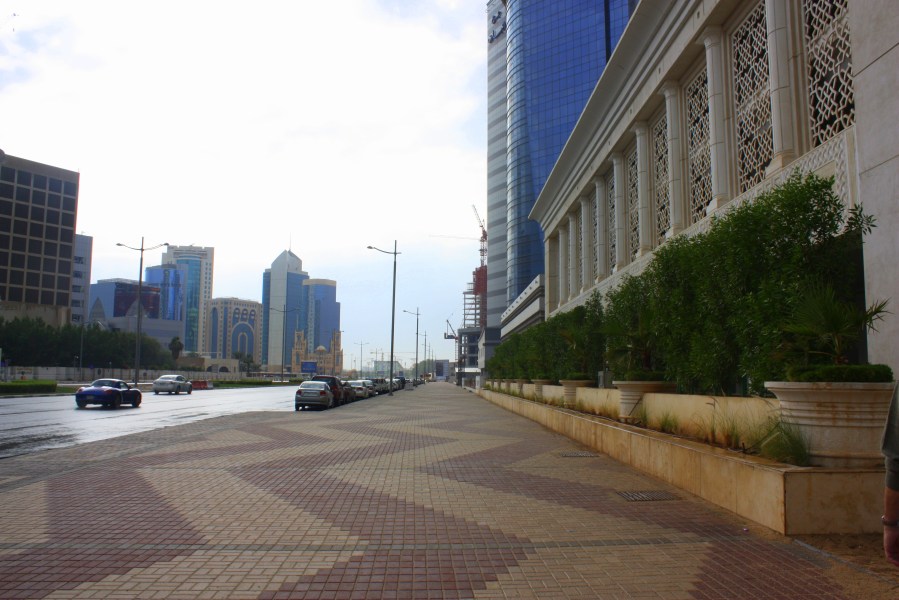 Where are the people? In the West Bay, large sidewalks have been planned, but until now too few people use them.  More pedestrians however can are found near the...