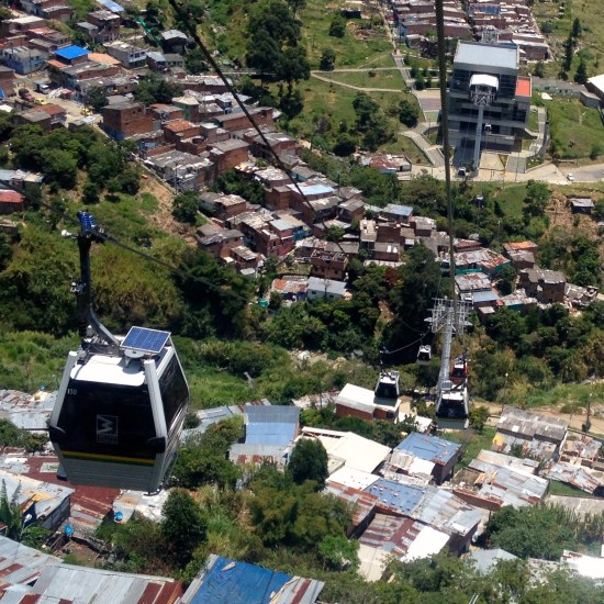 Metrocable - complete with solar energy