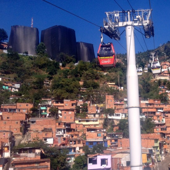 Parque Biblioteca España, accessible via the metrocable